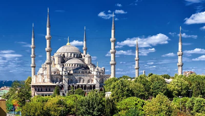 istanbul-gezilecek-yerler-sultanahmet-camii istanbul-gezilecek-yerler-sultanahmet-camii